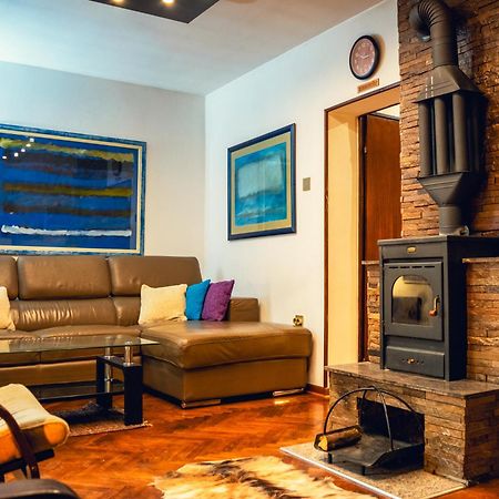 Villa Dijana - Pool, Spa, Outdoor Kitchen Beograd Ngoại thất bức ảnh
