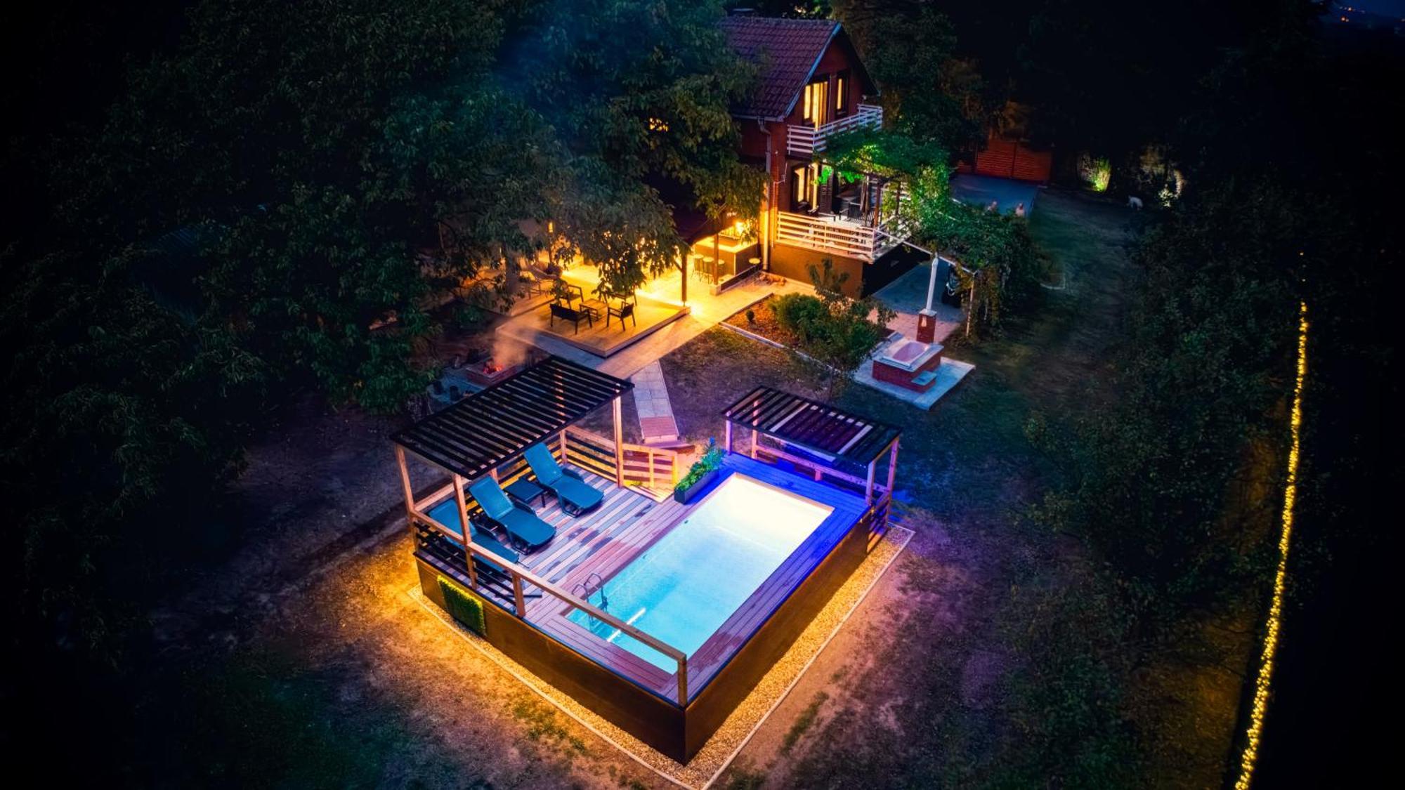 Villa Dijana - Pool, Spa, Outdoor Kitchen Beograd Ngoại thất bức ảnh